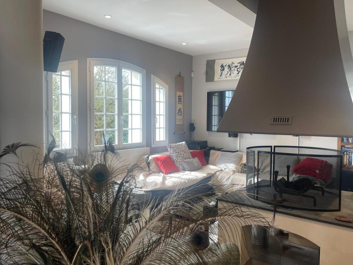 Domaine Des Peyries - Chambres Et Table D'Hotes Saint-Barthelemy-d'Agenais Екстериор снимка