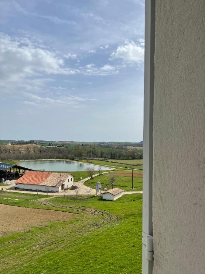 Domaine Des Peyries - Chambres Et Table D'Hotes Saint-Barthelemy-d'Agenais Екстериор снимка