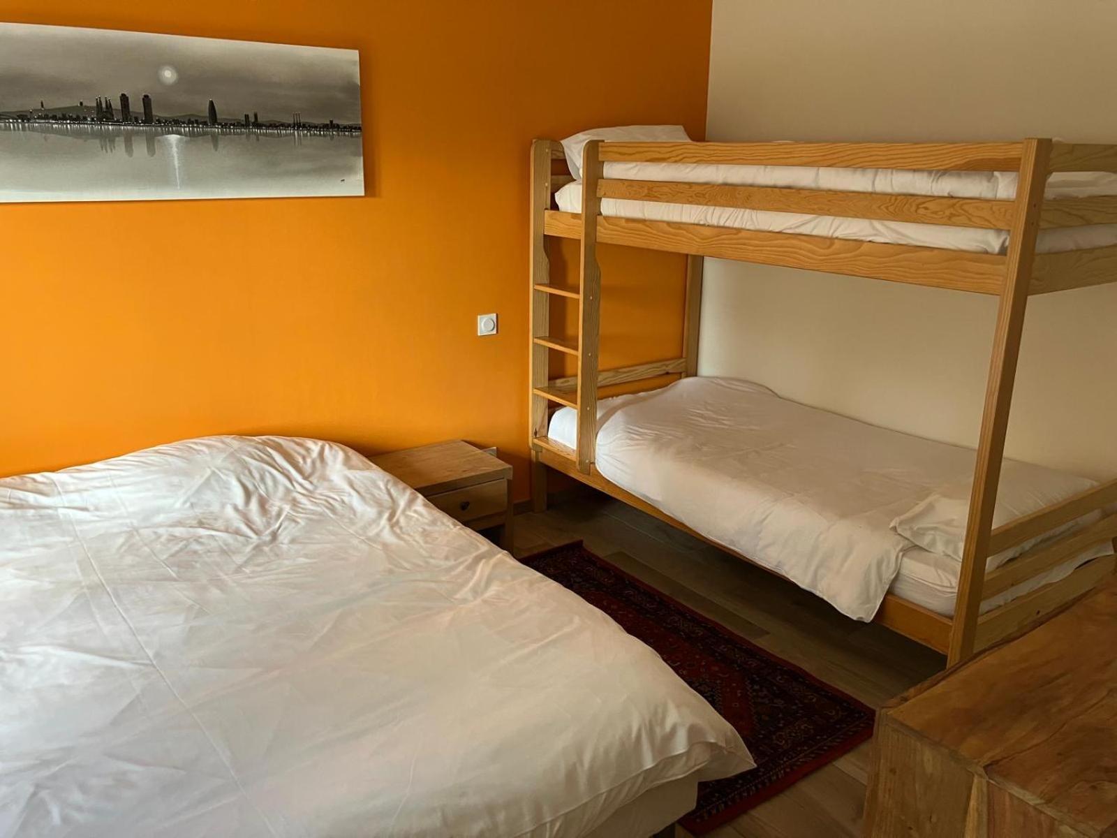 Domaine Des Peyries - Chambres Et Table D'Hotes Saint-Barthelemy-d'Agenais Екстериор снимка